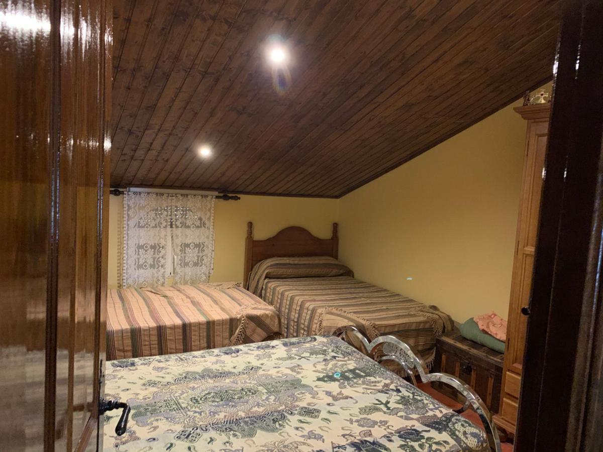 La Peza Monte Rosado Viviendas Vacacionales מראה חיצוני תמונה